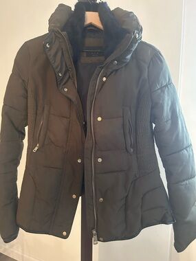 Zara Olive Green Quilted Hooded Puffer Jacket
